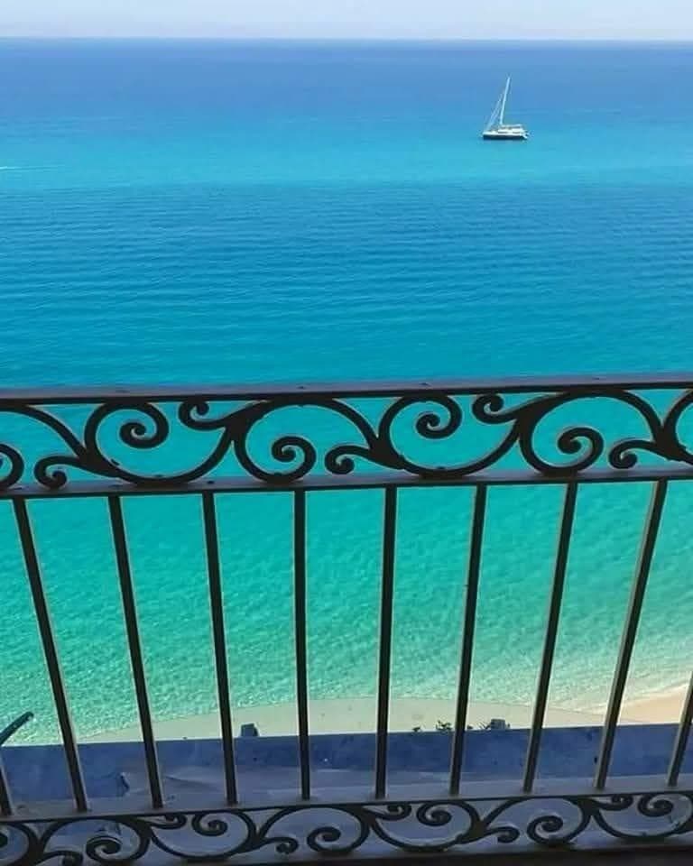 Affaccio sul Tirreno dalla terrazza
